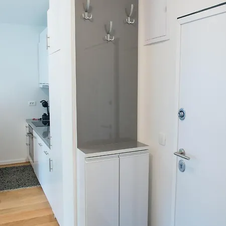 Ema Apartment